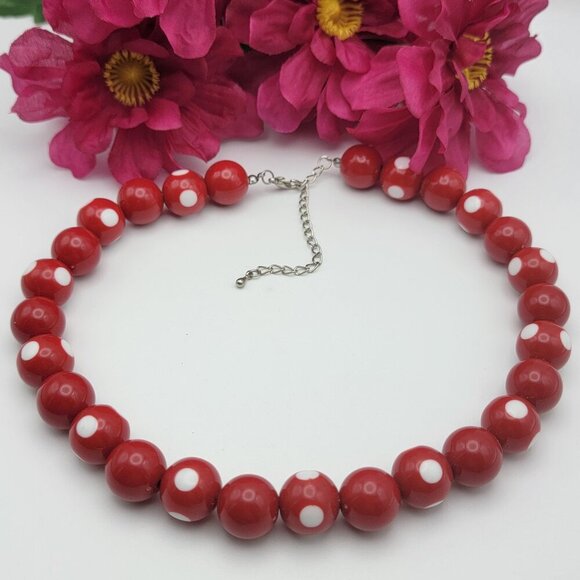Red And White Polka Dot Chunky Bead Necklace 20 in Silver Tone Clasp Retro Pinup - Picture 1 of 6